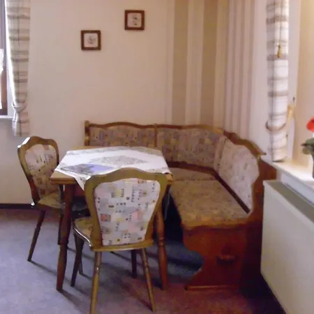 Flat In With Garden Διαμέρισμα *