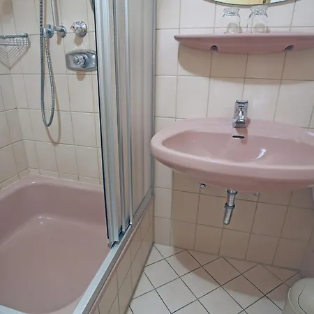 Διαμέρισμα Flat In With Garden *