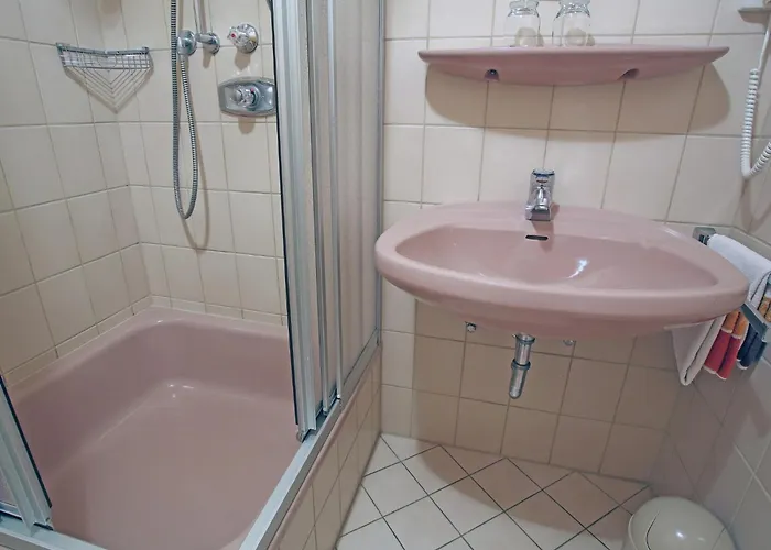 Apartman Flat In With Garden *