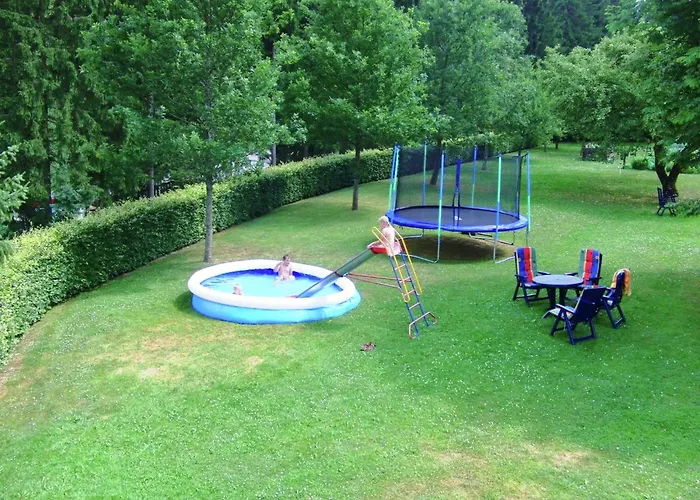 Flat In With Garden *